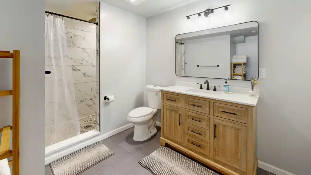 What Layout Works Best for a Small Bathroom