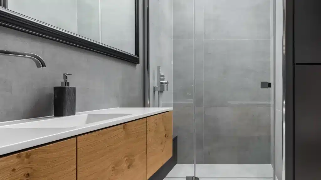 Large Format Tile for a Clean Modern Design